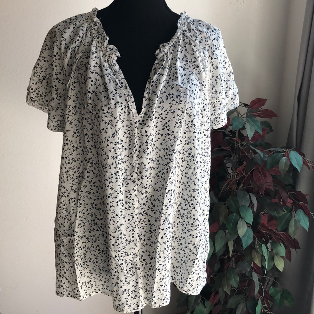 Gap blouse-like new